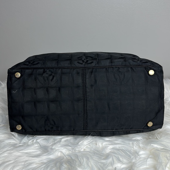 100% Authentic Pre-owned Chanel Nylon Black Tote Bag, 13.5x10x6 - Picture 6 of 16